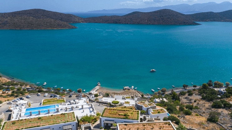 Royal Marmin Bay Boutique & Art Hotel